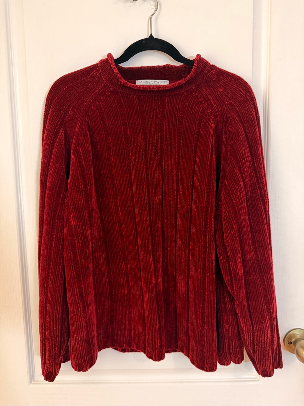 Carolyn Taylor Velvet Ribbed Crewneck Sweater in Deep Red